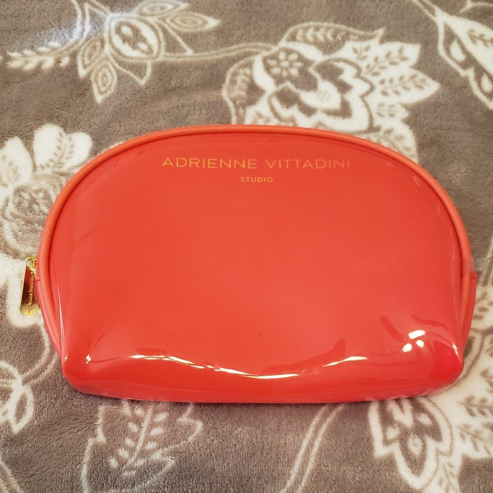 💋Adrienne Vittadini Cosmetic Bag